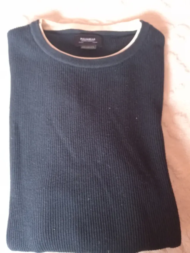 Jersey Pull&Bear azul marino canalé