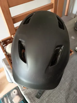 Casco Btwin Negro de Decathlon 