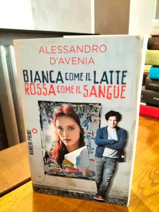 Bianca come il latte, rossa come il sangue