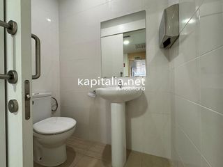 Local comercial en alquiler en Benigánim