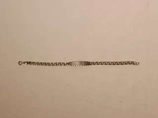 Pulsera esclava plateada. No me olvides