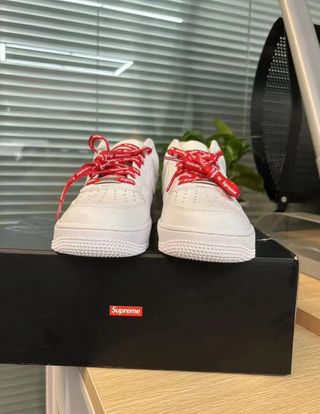 Nike A݉ir Force 1 Low '07 Supreme Talla 40