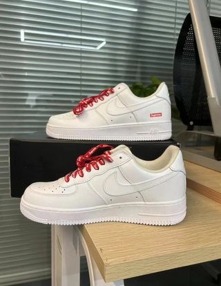Nike A݉ir Force 1 Low '07 Supreme Talla 40
