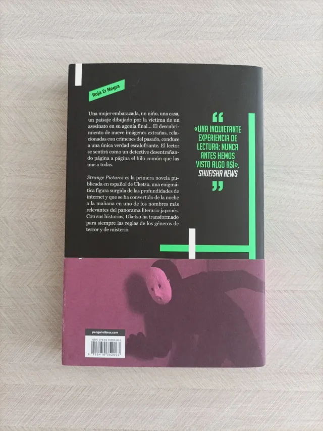 Strange pictures (Spanish Edition)