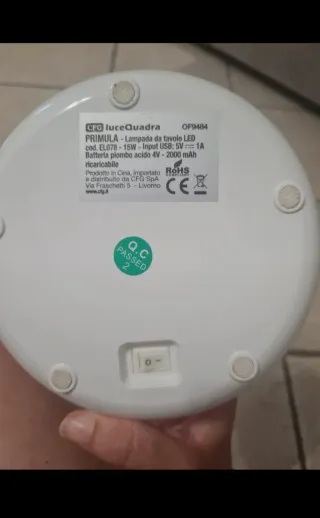 Lampada da scrivania bianca