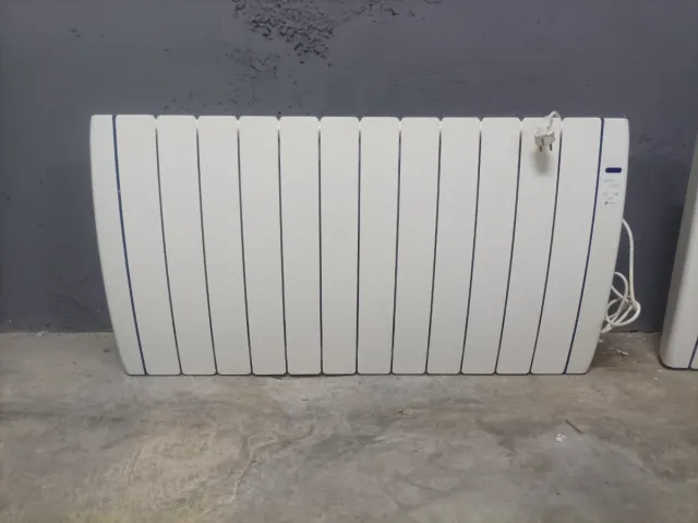 Radiador eléctrico blanco / emisor termico