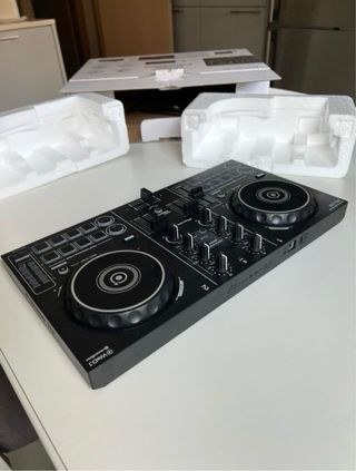 Controladora DJ Pioneer DDJ-200