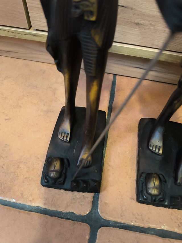 Figuras Dioses Egipcios Ramsés y Anubis