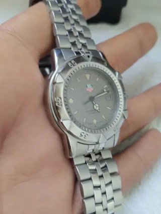 Reloj TAG Heuer Cronógrafo Gris