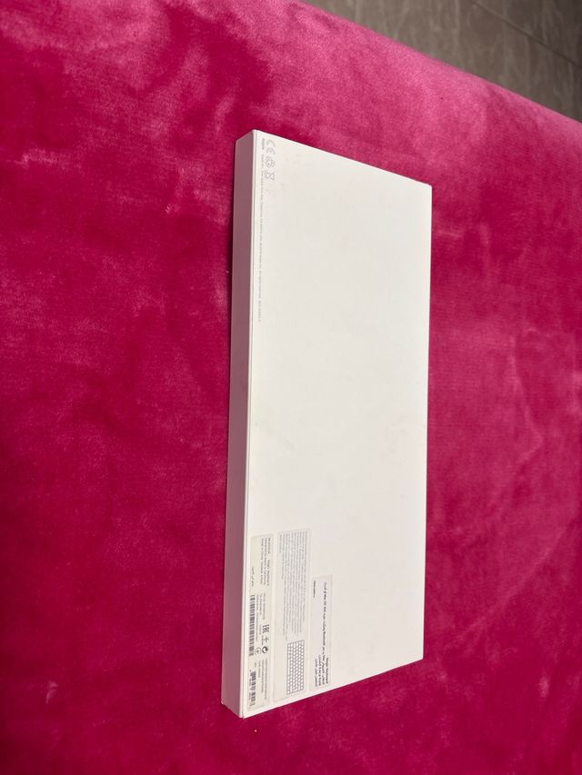 Teclado Apple Inalámbrico Plata/Blanco