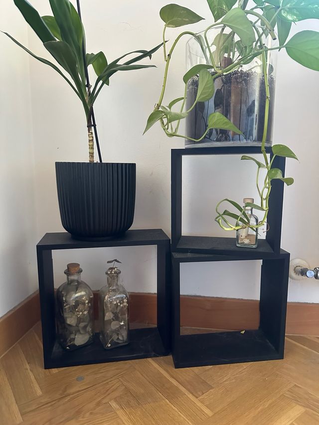 Conjunto 3 Estantes Cubo Negro