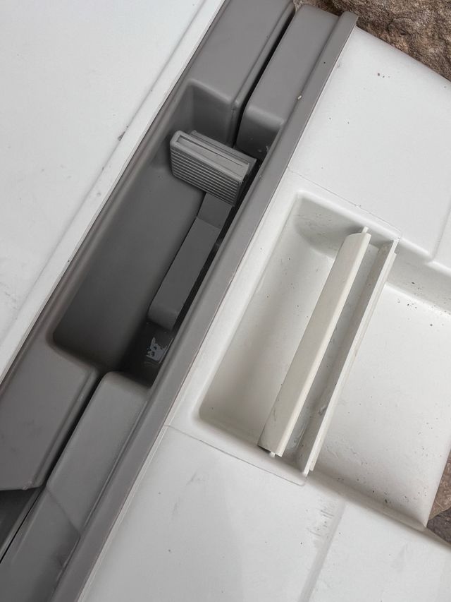 WC Portátil Thetford Blanco