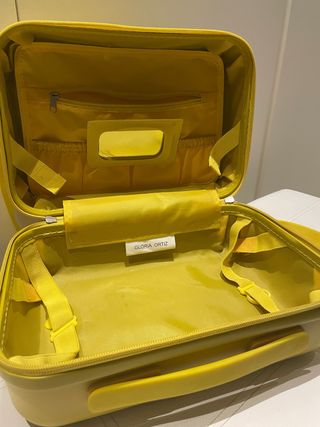 Neceser de viaje Gloria Ortiz amarillo