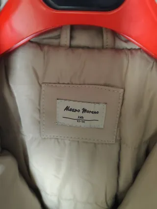 Chaqueta/parka beige con capucha