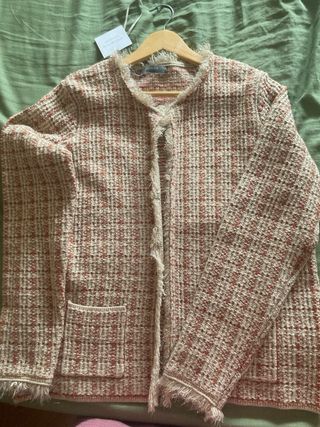 Chaqueta Woman beige y roja talla M