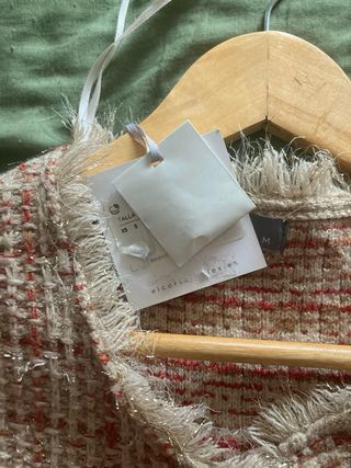 Chaqueta Woman beige y roja talla M