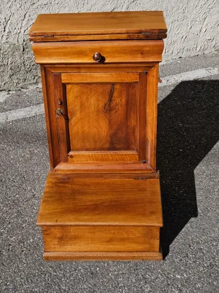 Inginocchiatoio cappuccino noce antico