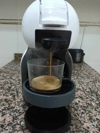 Cafetera Dolce Gusto Automática