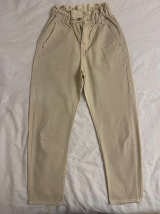 Pantalón paperbag beige Zara