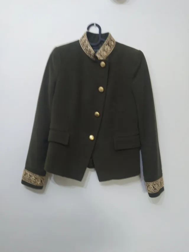 Chaqueta Zara Basic Talla M Verde Oliva