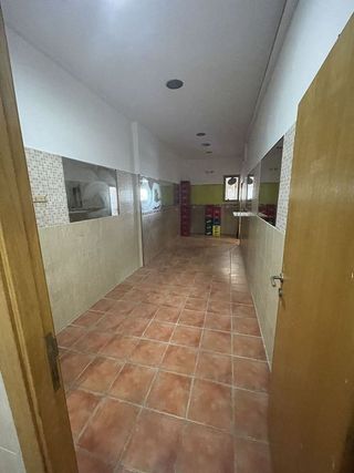 Local comercial en alquiler en Eixample Sud – Migdia en Girona