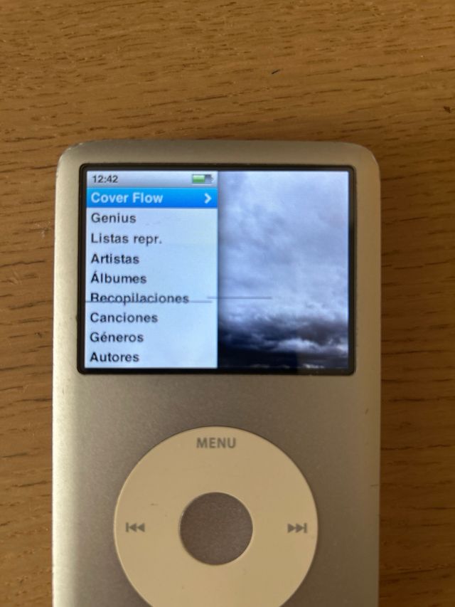 iPod Classic 120 GB Plata