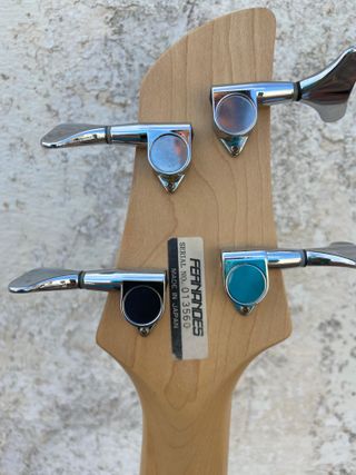 Bajo Fernandes Japón 90s