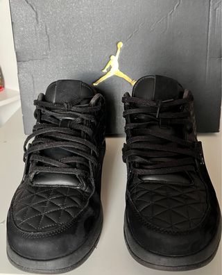 Scarpe Jordan in pelle nera