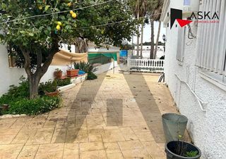 Chalet en venta en Monserrat