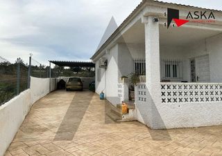 Chalet en venta en Monserrat