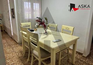 Chalet en venta en Monserrat