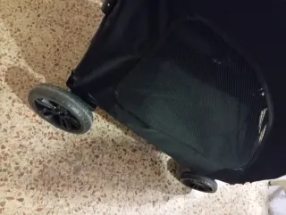 Carrito para mascotas azul y negro