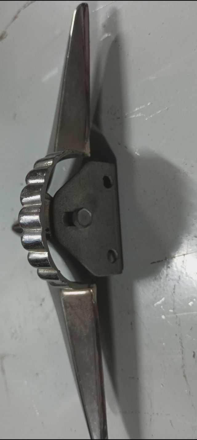 Mascota capot delantero Seat 850