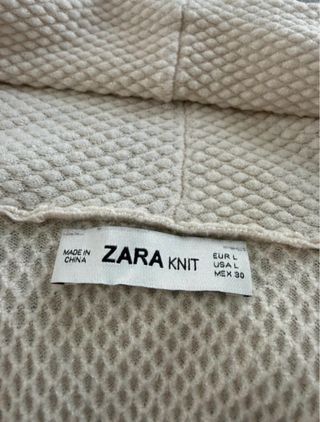 Chaqueta Zara Beige y Negra Talla L