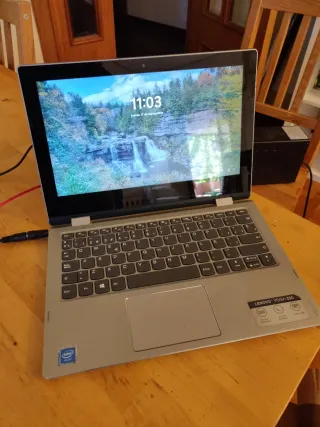 Lenovo Yoga 330 SSD Táctil