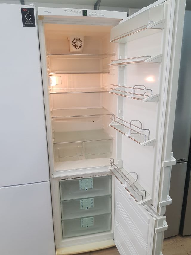 Nevera Liebherr Blanca garantía transporte 