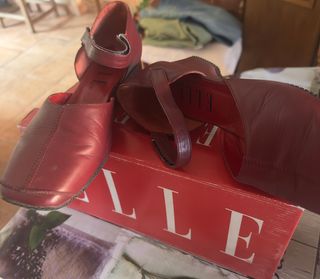 Zapatos de piel Elle rojos señora