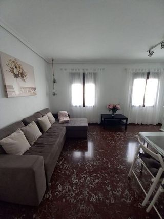Piso en alquiler en Sta. Marina - San Andrés - San Pablo - San Lorenzo en Córdoba