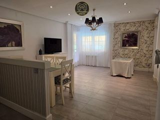 Piso en alquiler en Hospital en Jaén