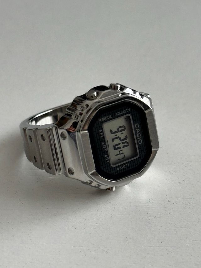 Reloj-anillo Casio CRW-001 50th Aniversario 