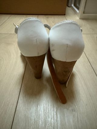 Sandalias Geox Blancas Tacón