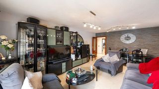 Piso en venta en Las Lagunas en Mijas