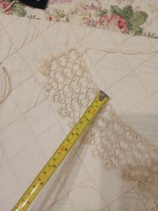 Colletto beige lavorazione artigianale