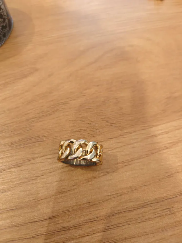 Anillo Bimba y Lola eslabones dorado