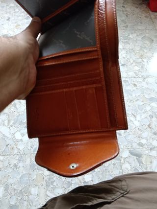 Cartera Pierre Cardin de piel marrón