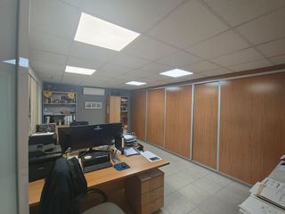 Nave industrial en venta en La Conarda en Pobla de Vallbona (la)