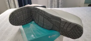 Zapatos de seguridad blancos talla 41