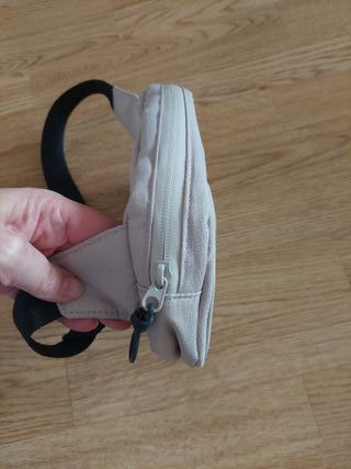 Riñonera Sega estilo mando de consola