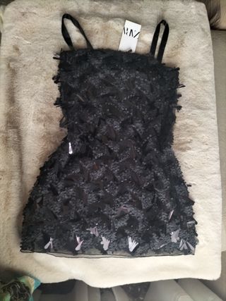 Vestido fiesta Zara negro flecos