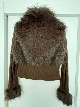 Chaqueta punto pelo sintético marrón